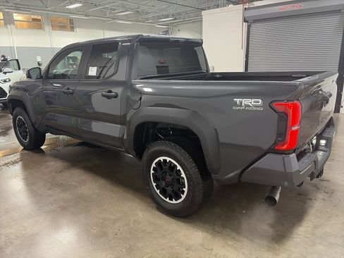 New 2025 Toyota Tacoma TRD Off-Road image 5