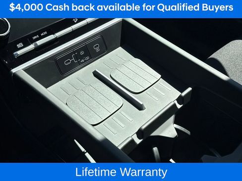 New 2026 Hyundai Santa Fe SE image 30