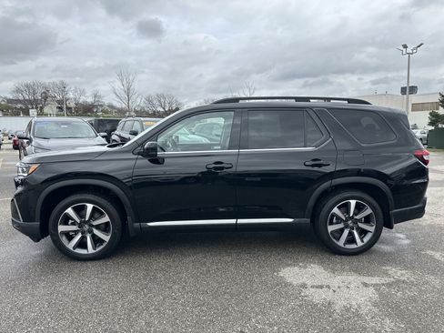 Certified 2023 Honda Pilot Touring image 6