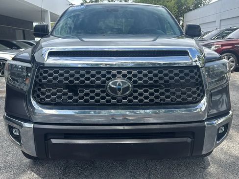 Used 2018 Toyota Tundra SR5 w/ TRD Off Road Package AWD/4WD image 8