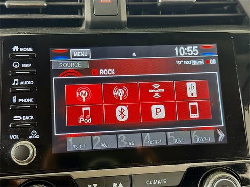 Used 2020 Honda Civic Touring image 31