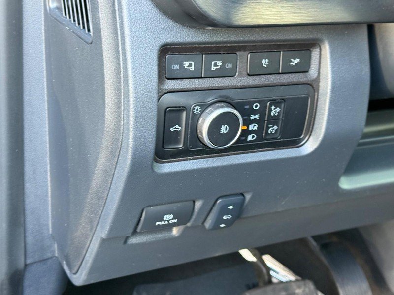 Used 2024 Ford F250 Lariat w/ Lariat Ultimate Package AWD/4WD image 29