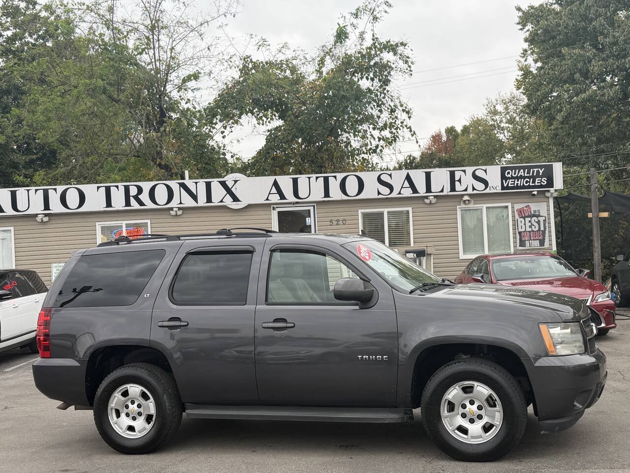 Used 2010 Chevrolet Tahoe LT AWD/4WD image 1