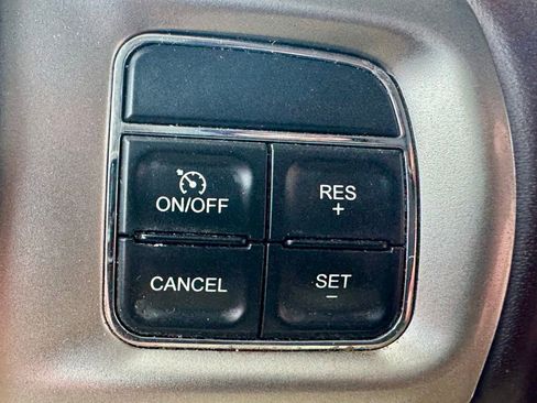 Used 2017 RAM 2500 Laramie image 18