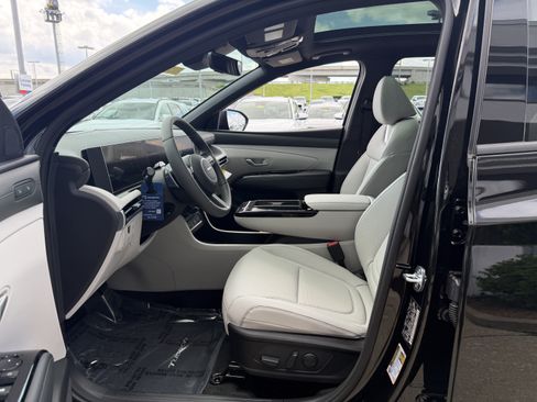 New 2026 Hyundai Tucson Limited AWD/4WD image 32
