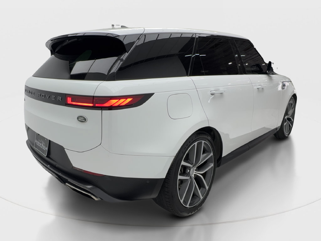 Used 2023 Land Rover Range Rover Sport SE AWD/4WD image 8