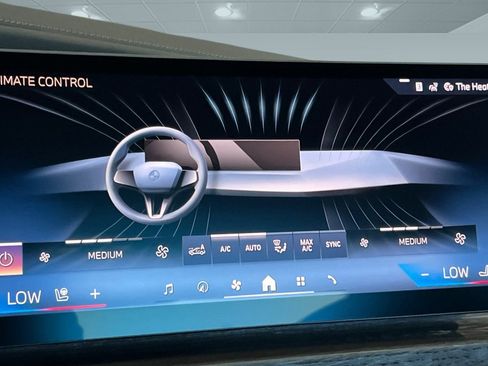 New 2025 BMW 740i image 26