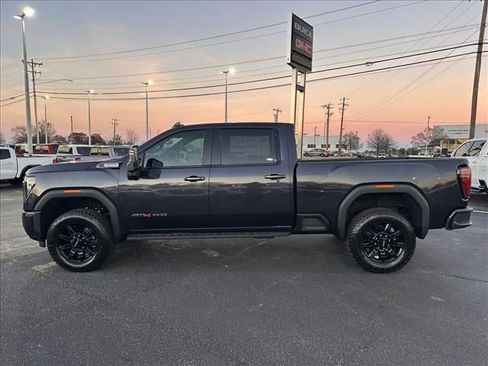 New 2026 GMC Sierra 2500 AT4 w/ AT4 Premium Plus Package image 7