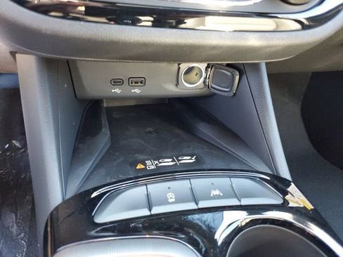 New 2026 Buick Envista Sport Touring image 23