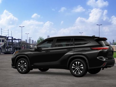 New 2026 Toyota Highlander XLE image 7