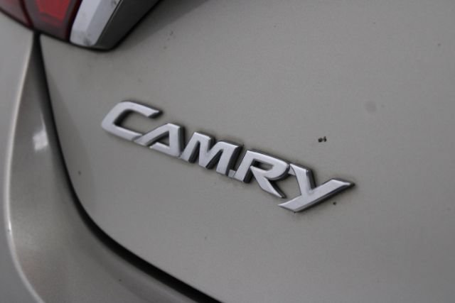 Used 2015 Toyota Camry LE FWD image 6