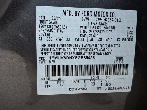 Used 2025 Ford Explorer Active w/ Active Comfort Package AWD/4WD image 29