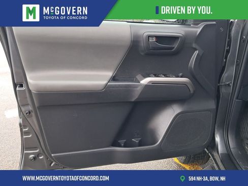 Used 2023 Toyota Tacoma SR5 AWD/4WD image 9