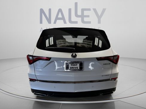 Used 2023 Acura MDX w/ Technology Package AWD/4WD image 4