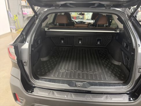 Used 2020 Subaru Outback Touring w/ Popular Package #2 AWD/4WD image 30