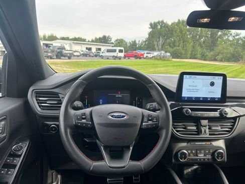 Used 2023 Ford Escape ST-Line Select w/ Class II Trailer Tow Package AWD/4WD image 45