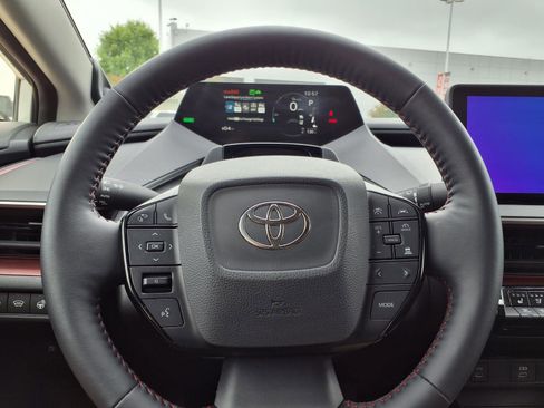 Used 2026 Toyota Prius Plug-In Hybrid w/ Limited Premium Package FWD image 18