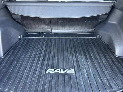 Certified 2025 Toyota RAV4 XLE Premium AWD/4WD image 20