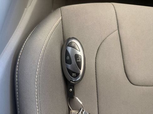 Used 2026 Hyundai Elantra Sport FWD image 18