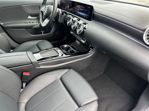 Certified 2025 Mercedes-Benz CLA 250 image 17