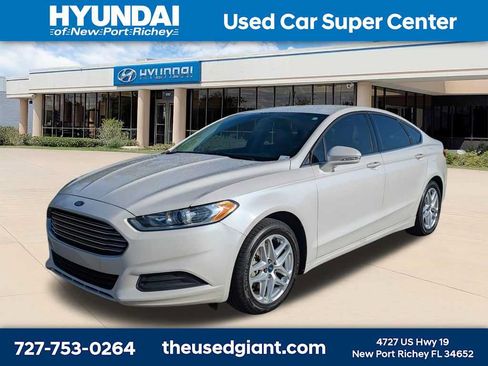 Used 2014 Ford Fusion SE FWD image 1