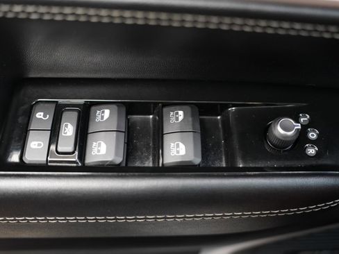 Used 2022 Jeep Wagoneer Series II w/ Premium Group I image 26