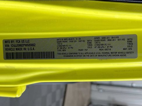 Used 2023 Jeep Wrangler Unlimited AWD/4WD image 29