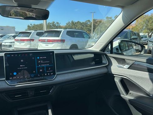 New 2026 Volkswagen Tiguan S FWD image 19