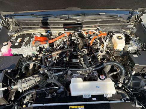 Used 2025 Toyota Tacoma 4x4 Double Cab Hybrid image 17