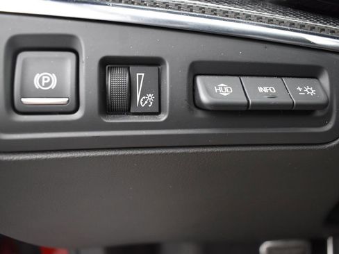 Certified 2023 Cadillac XT5 Sportv w/ Technology Package image 13