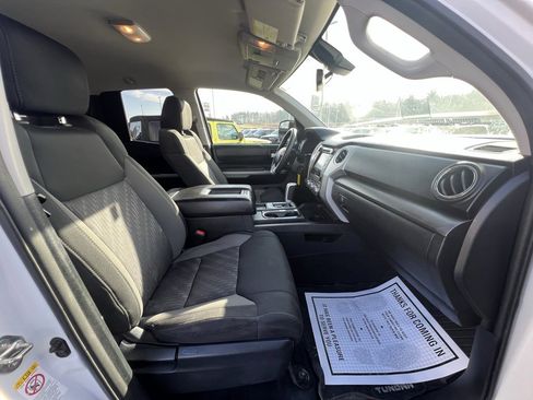 Used 2018 Toyota Tundra SR5 image 8