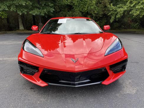 Used 2024 Chevrolet Corvette Stingray Preferred Cpe w/ 2LT RWD image 3