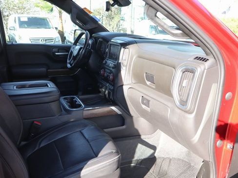 Used 2022 Chevrolet Silverado 1500 High Country w/ Technology Package AWD/4WD image 45