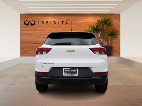 Used 2022 Chevrolet TrailBlazer LS image 4