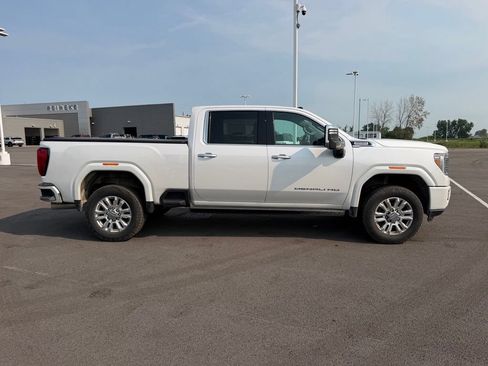 Used 2022 GMC Sierra 3500 Denali w/ Denali Ultimate Package AWD/4WD image 4