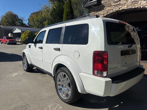 Used 2011 Dodge Nitro Heat w/ Popular Equipment Group image 3