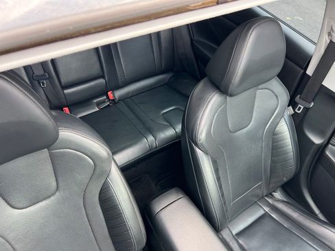 Used 2022 Hyundai Elantra Limited FWD image 11