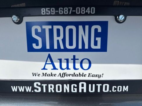 Used 2023 Nissan Rogue S FWD image 17