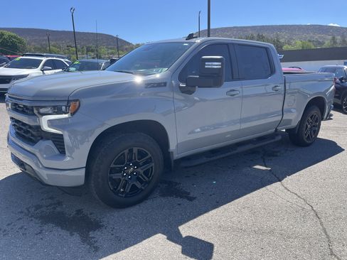 Used 2024 Chevrolet Silverado 1500 RST w/ Dark Appearance Package AWD/4WD image 8