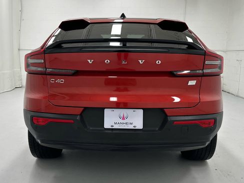 Used 2023 Volvo C40 P8 Recharge Plus image 7