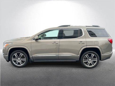 Certified 2019 GMC Acadia Denali w/ Technology Package image 3