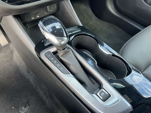 Certified 2024 Buick Envista Sport Touring w/ Convenience I Package image 25