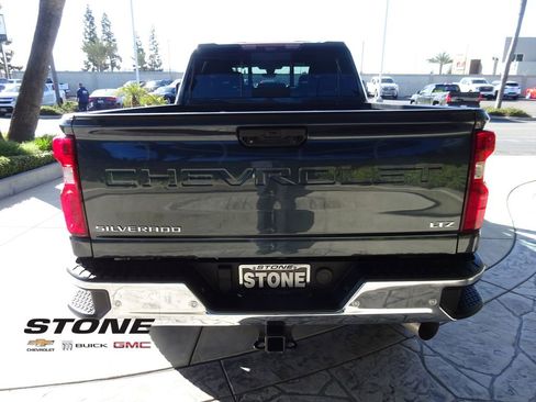 Used 2020 Chevrolet Silverado 3500 LTZ w/ LTZ Premium Package image 7