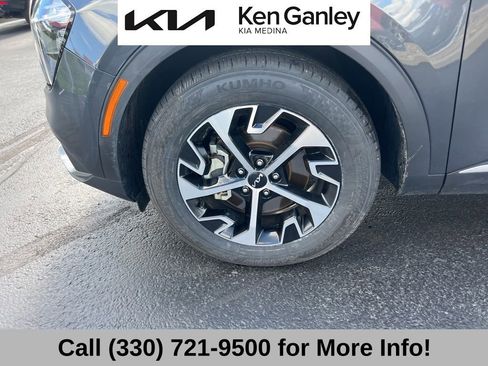 Certified 2023 Kia Sportage EX image 17