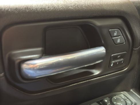 Used 2023 GMC Sierra 3500 SLT w/ SLT Convenience Package image 35