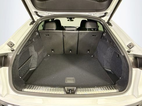 New 2025 Audi SQ5 Prestige image 27