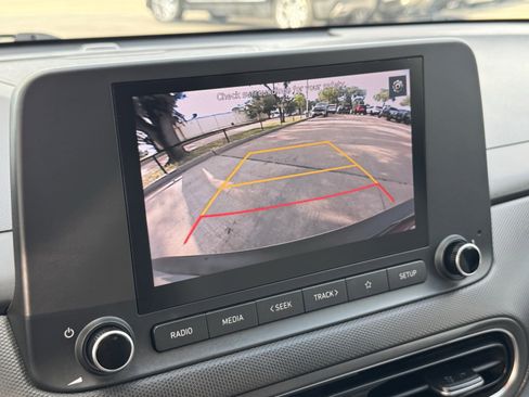 Used 2023 Hyundai Kona SEL FWD image 19