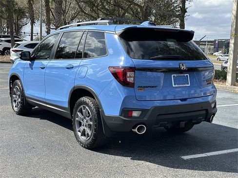 Certified 2024 Honda Passport TrailSport image 5