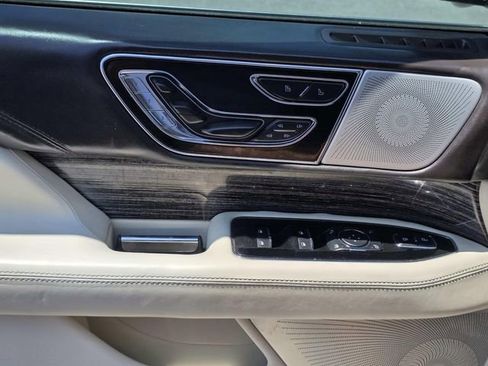 Used 2023 Lincoln Navigator Black Label AWD/4WD image 16