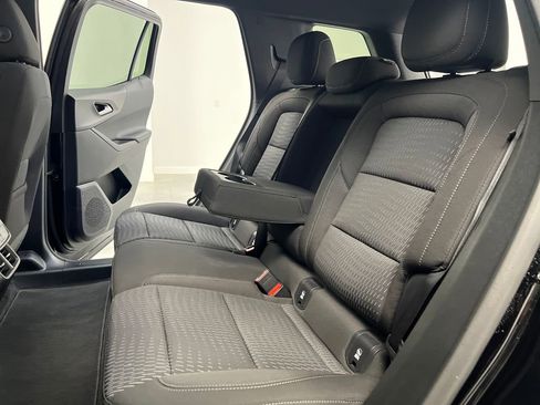 Used 2026 Chevrolet Equinox LT FWD image 13